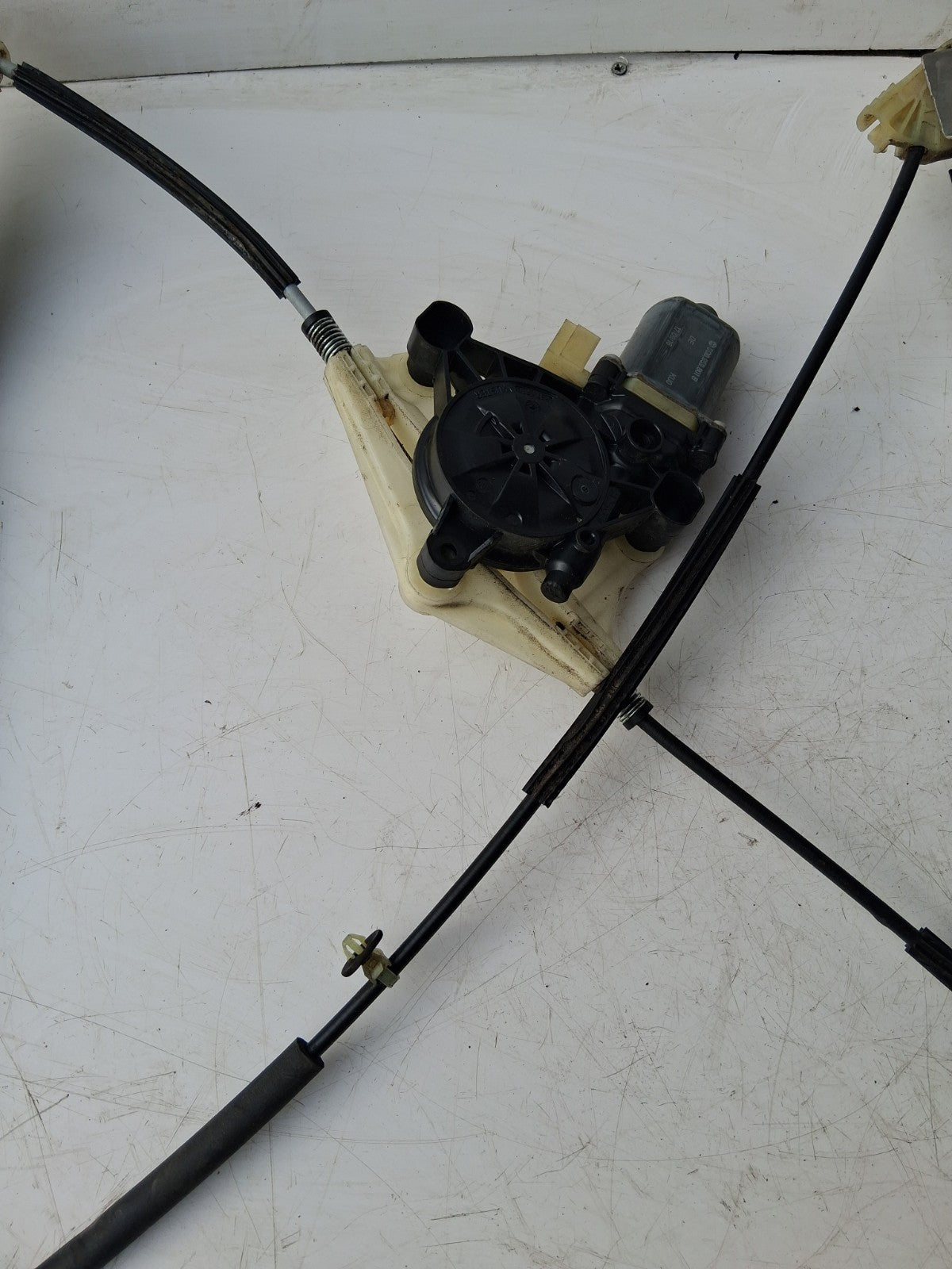 SEAT LEON 2017 MK3 NSF PASSENGER FRONT WINDOW MOTOR REGULATOR 5Q0959801B