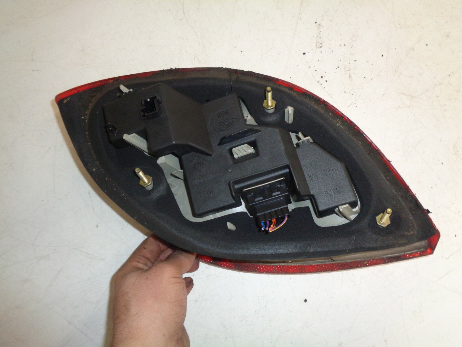 FORD KA MK1 2005 3 DOOR OSR DRIVER SIDE REAR TAIL LIGHT TAILLAMP 97KG13N004AB