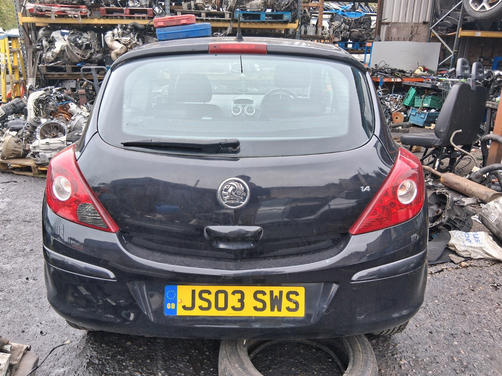 2009 VAUXHALL CORSA D 3 DOOR 14 INCH STEEL WHEEL WITH TYRE 185/70R14