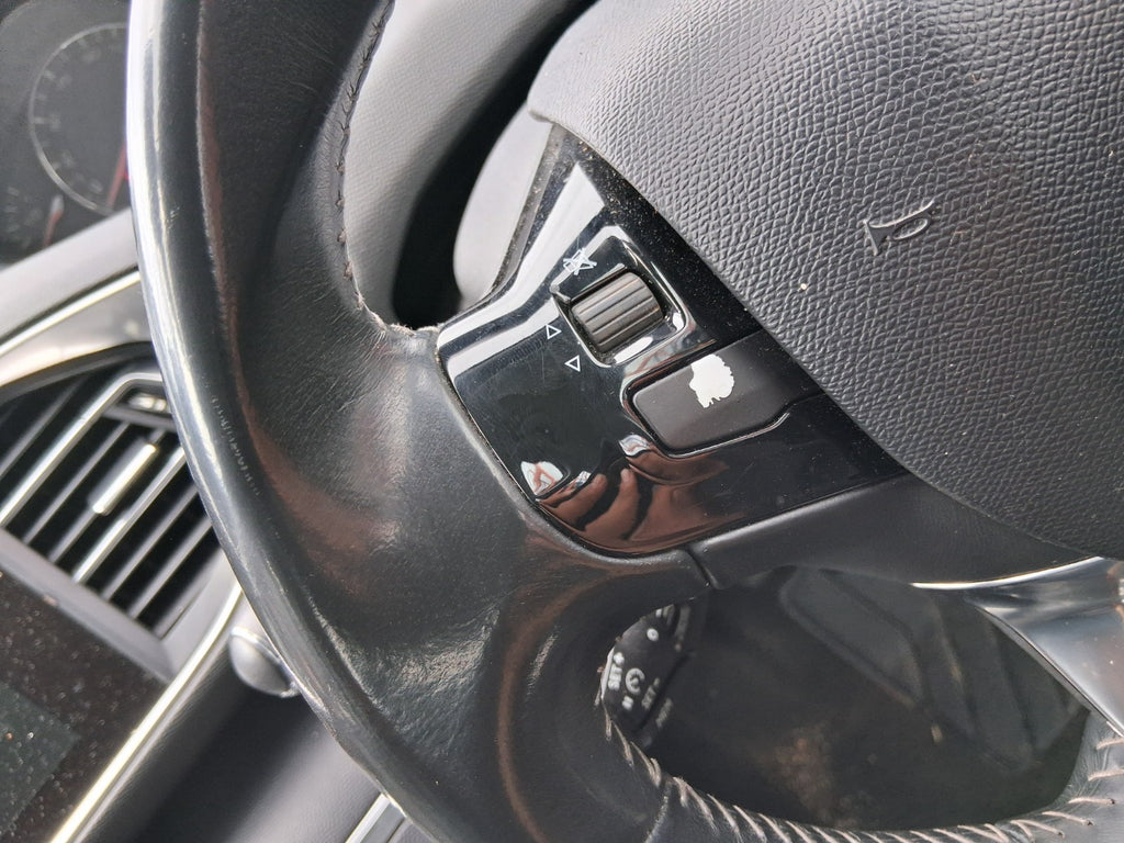 2014 PEUGEOT 308 MK2 3 SPOKE MULTIFUNCTION LEATHER STEERING WHEEL WITHOUT AIRBAG