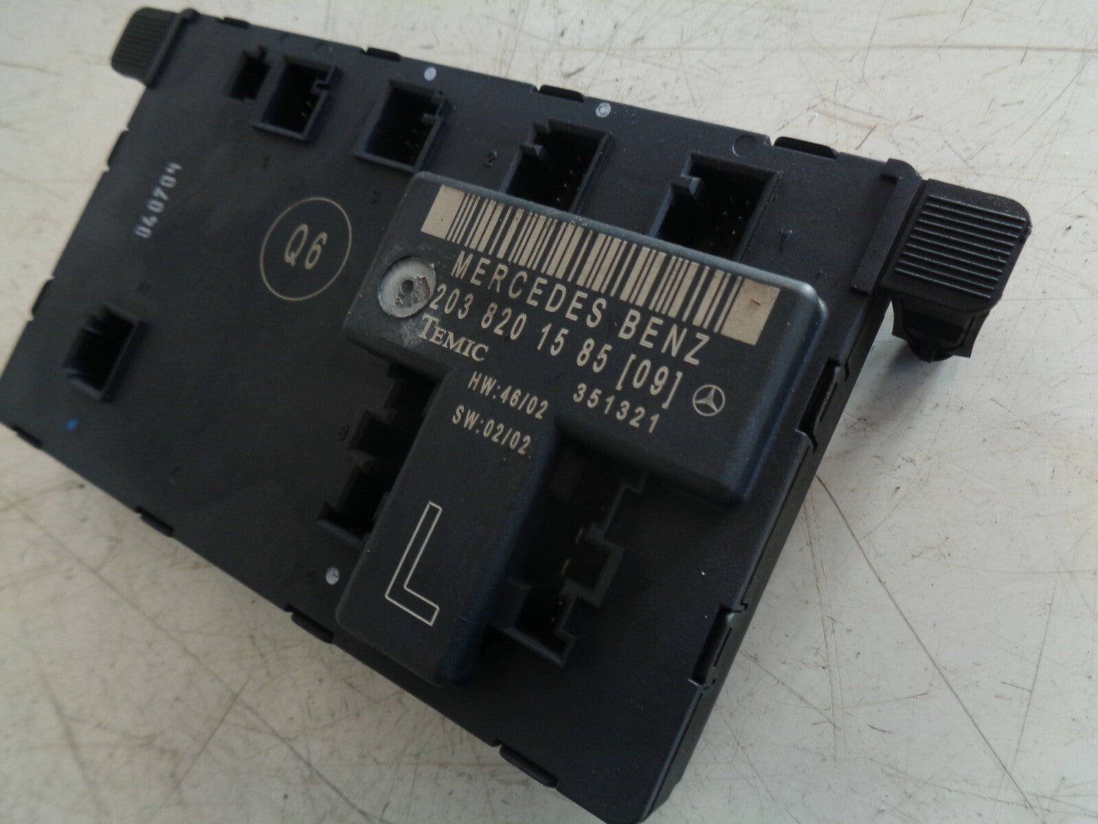 MERCEDES C CLASS 2005 W203 NSF PASSENGER FRONT DOOR CONTROL MODULE  A2038201585