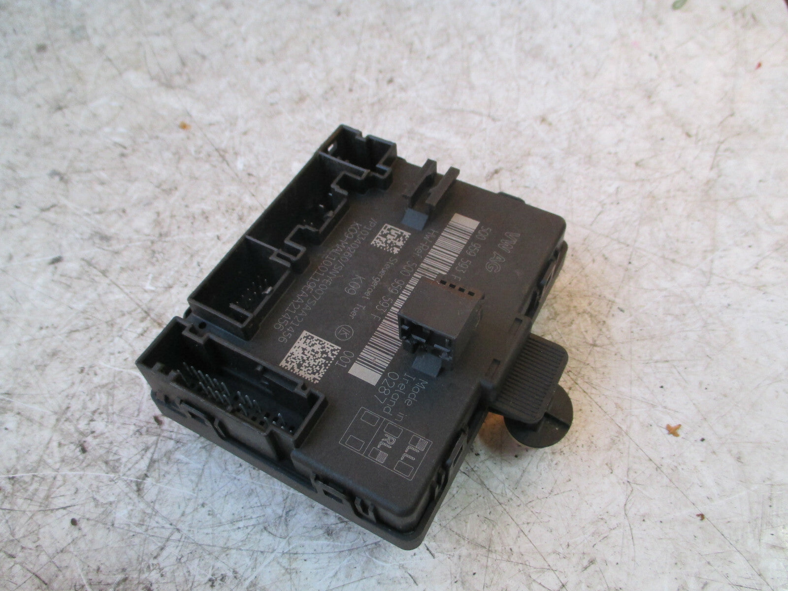 AUDI A3 2019 MK3 8V OSF DRIVER SIDE FRONT DOOR CONTROL MODULE UNIT 5Q0959593F