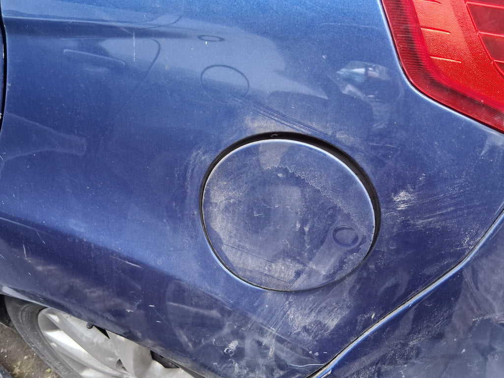 2010 FORD FIESTA MK7 FUEL FLAP LID COVER OCEAN BLUE