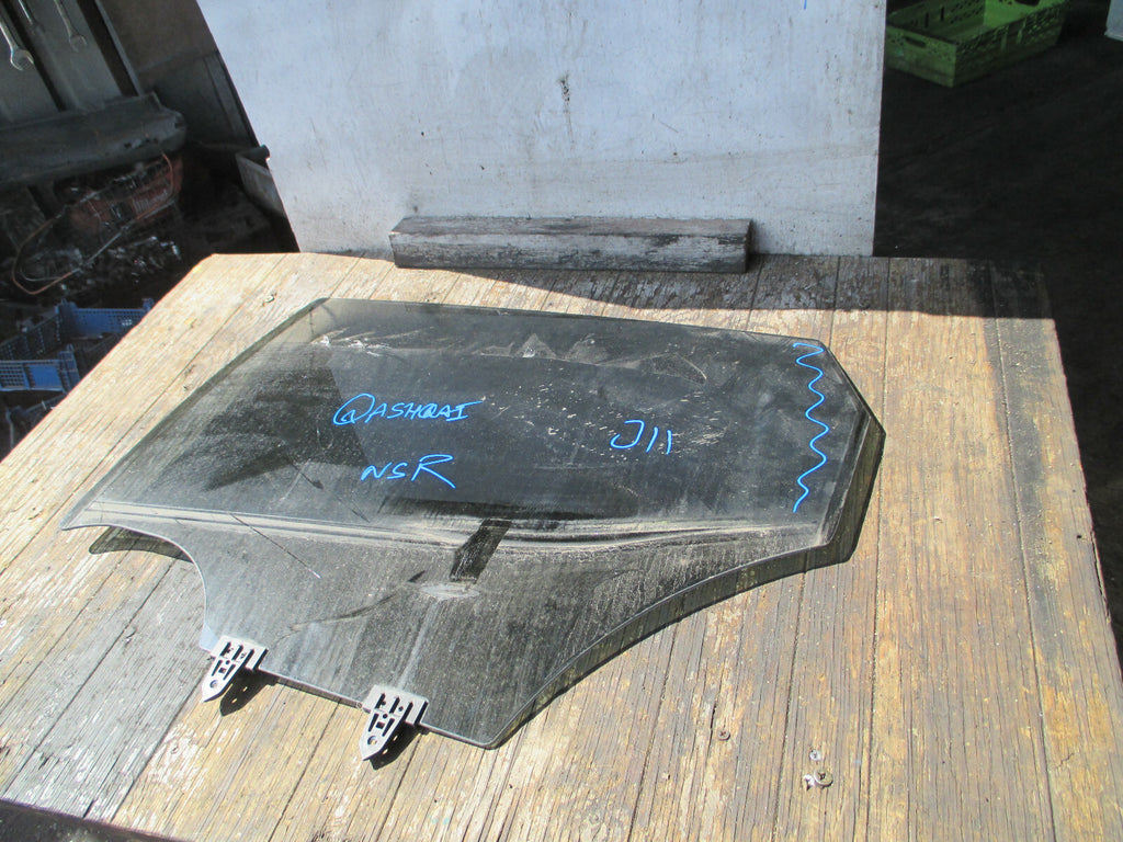 NISSAN QASHQAI J11 NSR PASSENGER SIDE REAR DOOR WINDOW GLASS