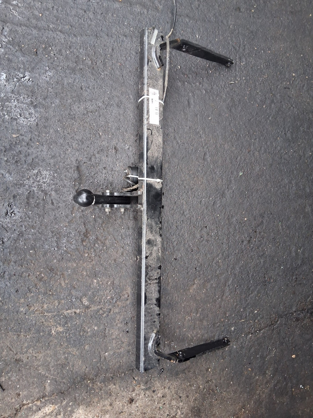 VW VOLKSWAGEN PASSAT B8 2018 ESTATE REAR TOW BAR WITH ELECTRICS