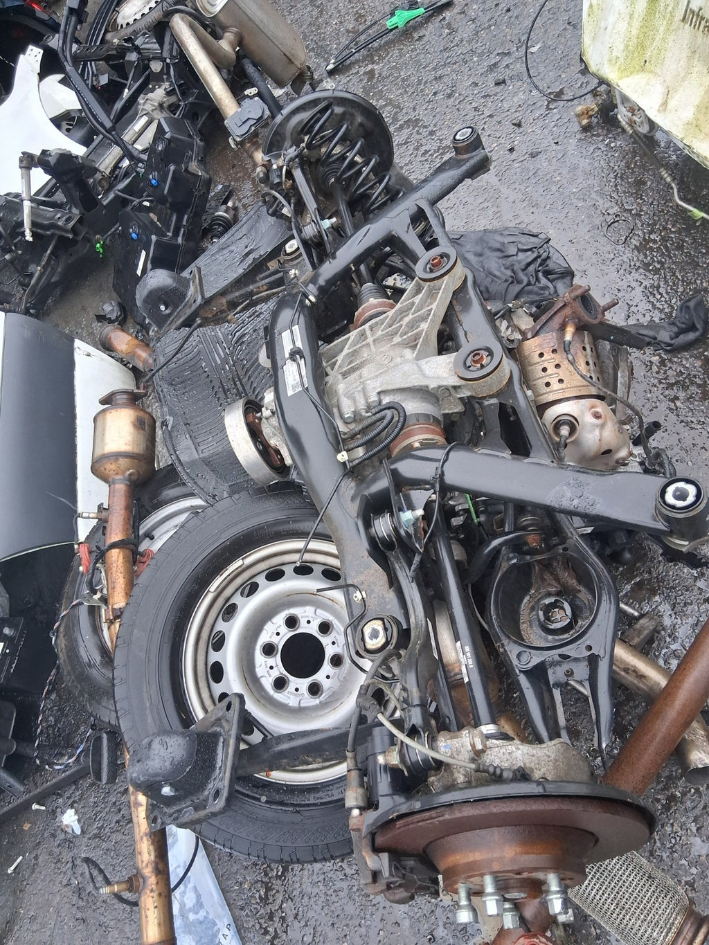 2023 VOLKSWAGEN TIGUAN 2.0 DIESEL COMPLETE REAR AXLE DIFF HUB DISC TYPE