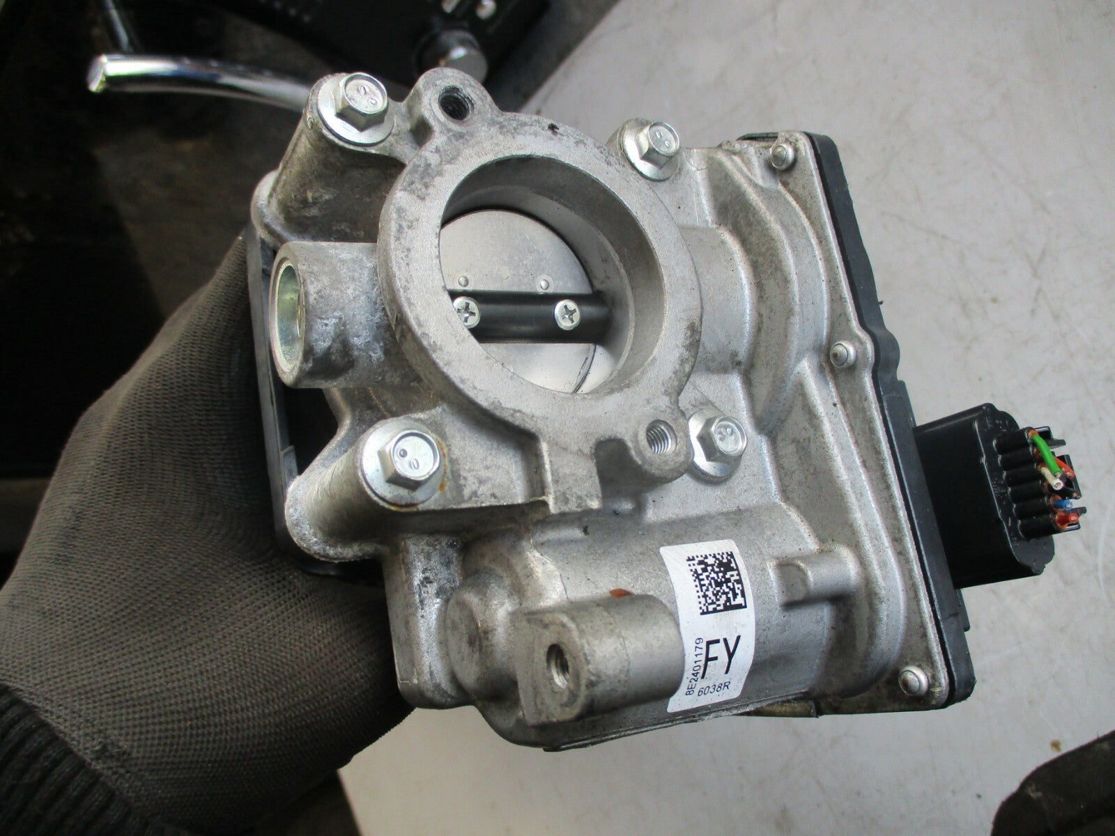 RENAULT CLIO MK4 0.9 PETROL 2017 THROTTLE BODY MANIFOLD & SENSOR 8200843680