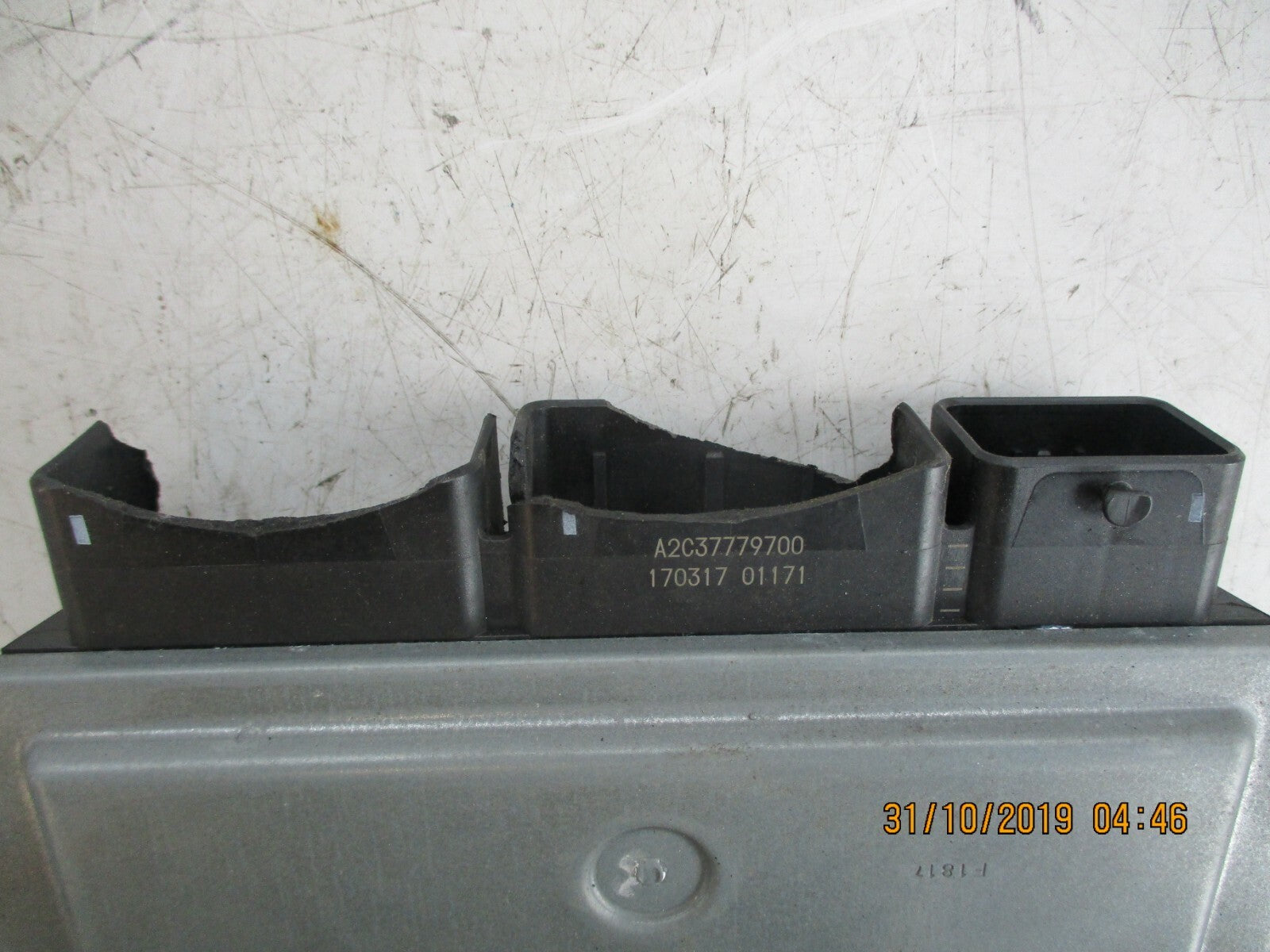 DACIA DUSTER 1.2 TCE MK1 ECU ENGINE CONTROL UNIT DAMAGED 237106276R 237106102R