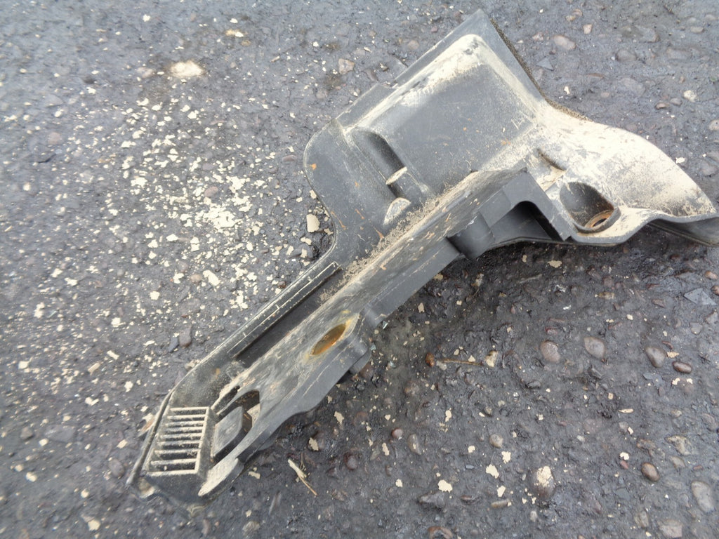 LAND ROVER DISCOVERY 2005 3 LR3 BATTERY BOX BASE PANEL MOUNTING DWM 500051