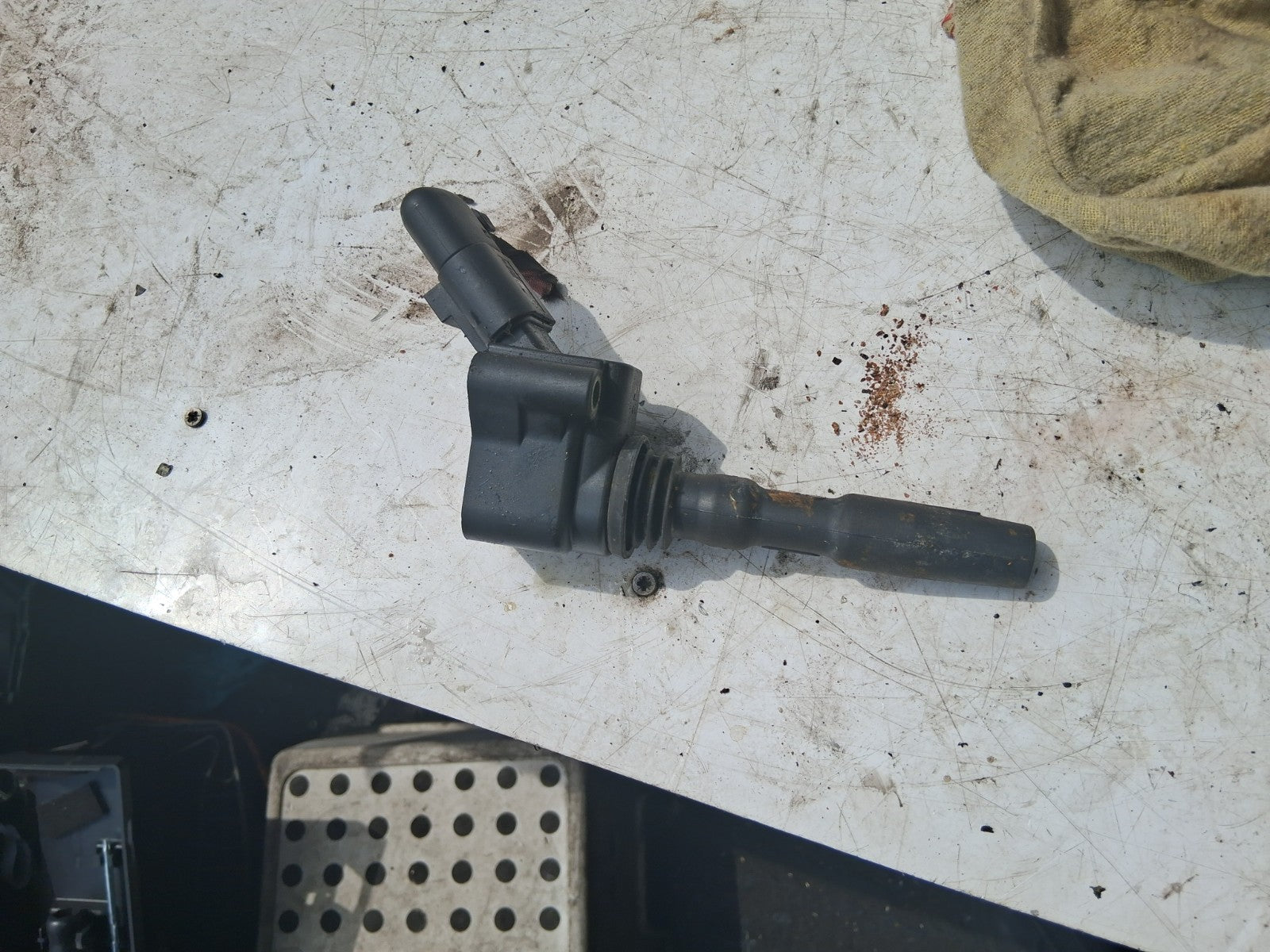 2020 SKODA FABIA MK3 1.2 PETROL IGNITION COIL 04E905110K