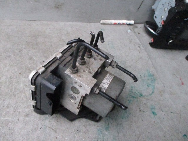 2013 VW GOLF MK7 1.6 DIESEL ABS PUMP 5Q0614517ER