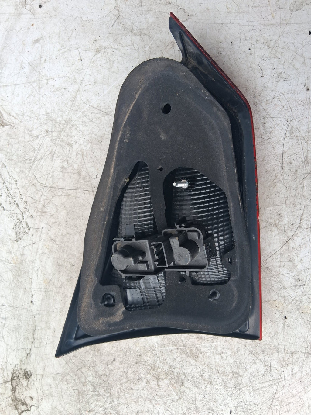 2016 FORD C MAX MK2 OSR DRIVER SIDE REAR INNER TAIL LIGHT LAMP