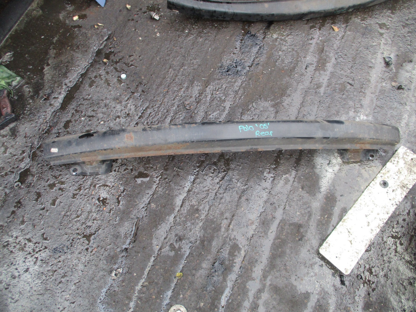 VW VOLKSWAGEN POLO MK4 2005 REAR BUMPER REINFORCEMENT CRASH BAR
