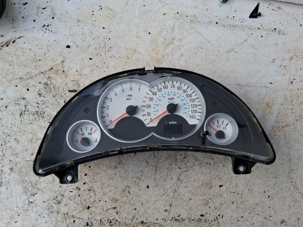 2005 VAUXHALL CORSA C SPEEDO SPEEDOMETER INSTRUMENT CLUSTER 88311302