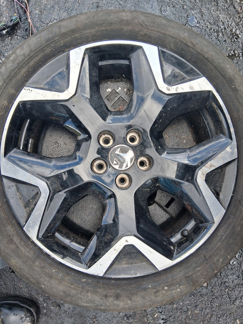 2023 VAUXHALL CROSSLAND 19 INCH ALLOY WHEEL WITH TYRE 205/55R19