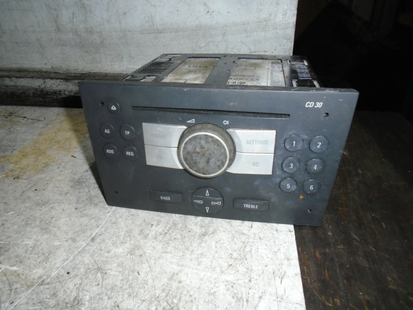 VAUXHALL ASTRA H ZAFIRA B 2007 RADIO CD PLAYER STEREO HEAD UNIT 13233925
