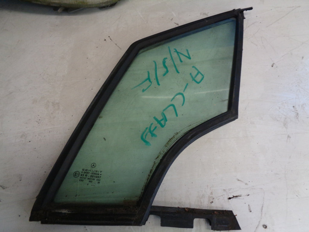 MERCEDES BENZ A-CLASS W168 2003 NSF PASSENGER FRONT DOOR QUARTER WINDOW GLASS