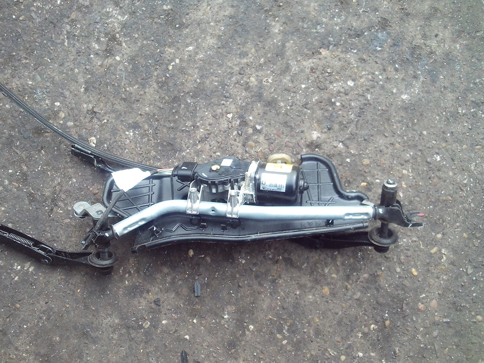 2021 CITROEN C4 MK3 FRONT WINDSCREEN WIPER MOTOR WITH LINKAGE 9824534680