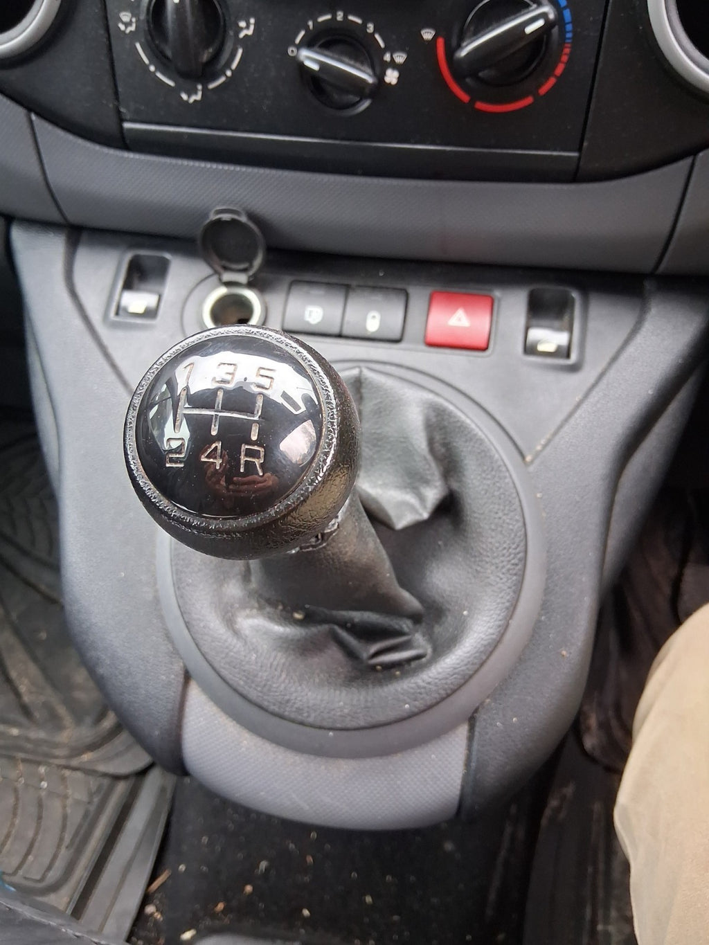 2017 CITROEN BERLINGO MK2 GEAR STICK GEAR SHIFTER GEAR LEVER