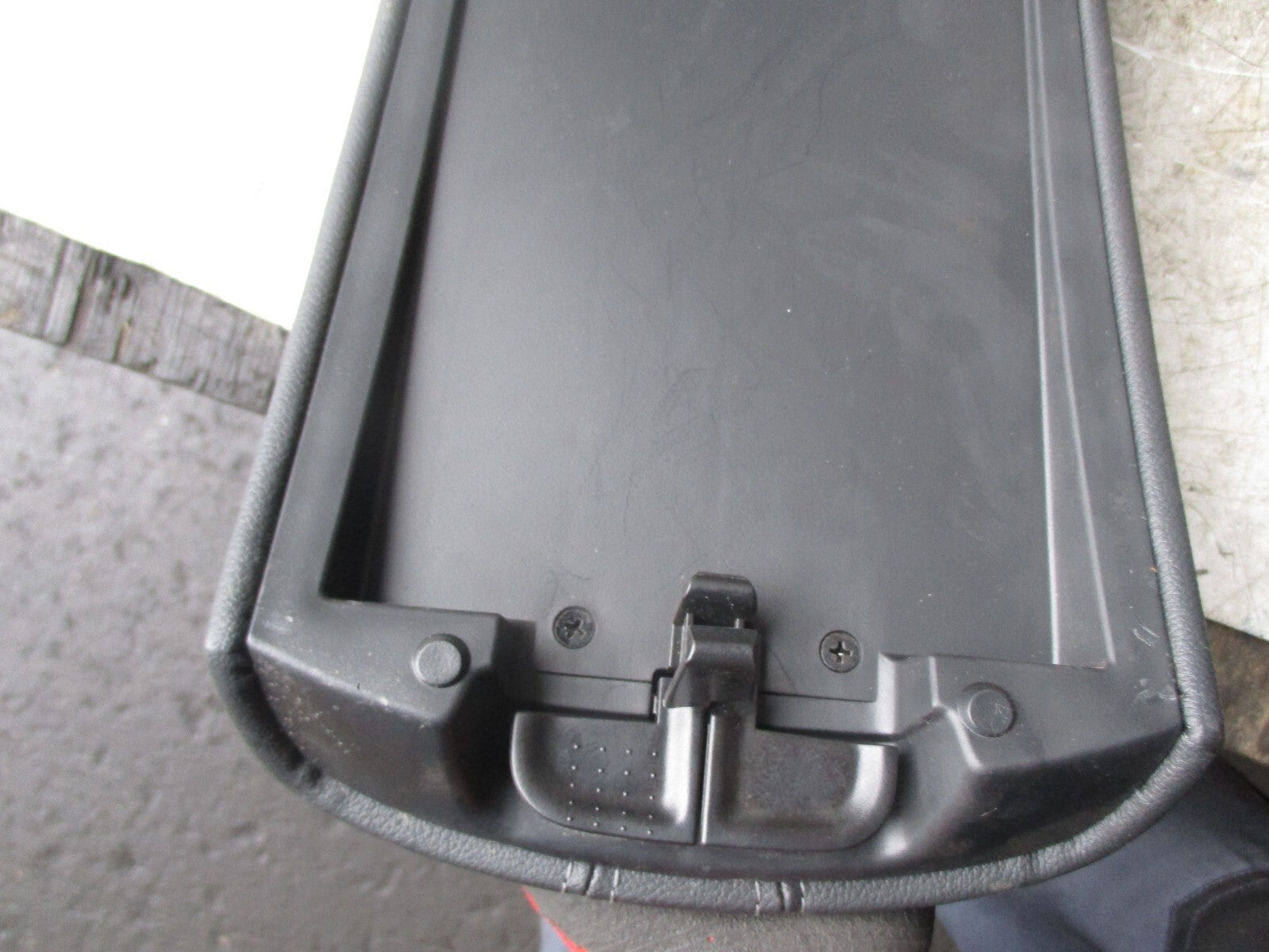 NISSAN QUASHQUI J11 2021 INTERIOR CENTER CONSOLE ARMREST