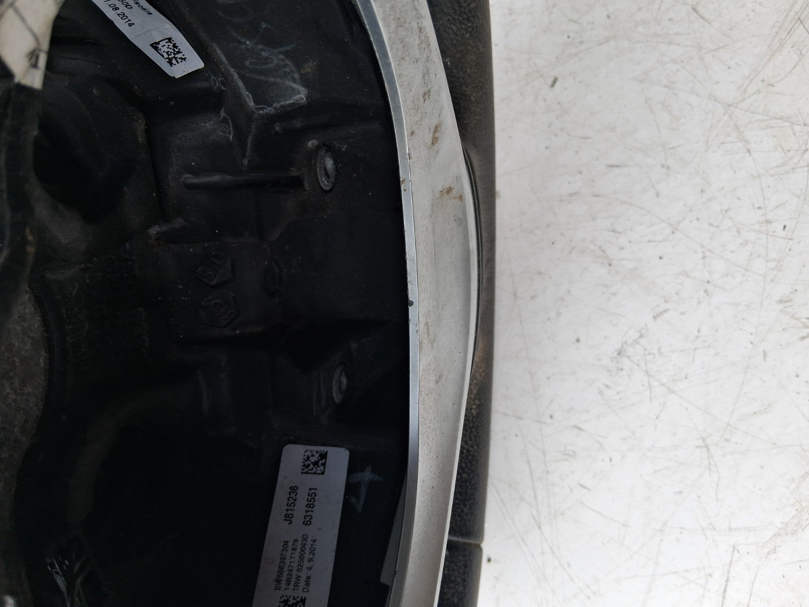 BMW 1 SERIES F20 2015 MULTIFUNCTIONING STEERING WHEEL 62560184D