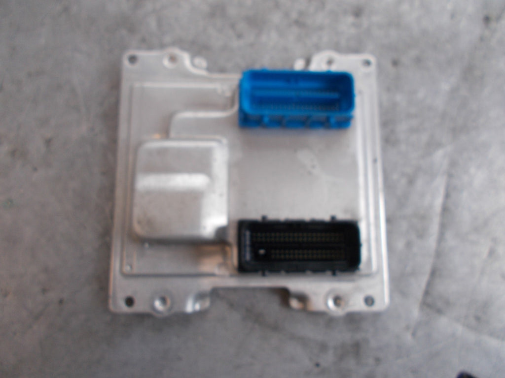 VAUXHALL VIVA OPEL KARL 1.0 (L5Q/B10XE) ENGINE CONTROL UNIT ECU 12673618