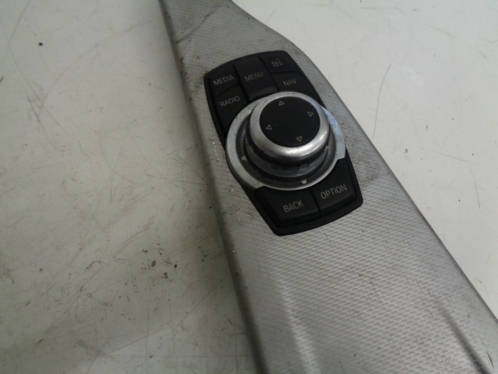 BMW 3 SERIES F30 2017 SATNAV CONTROLLER AND TRIM 928669903