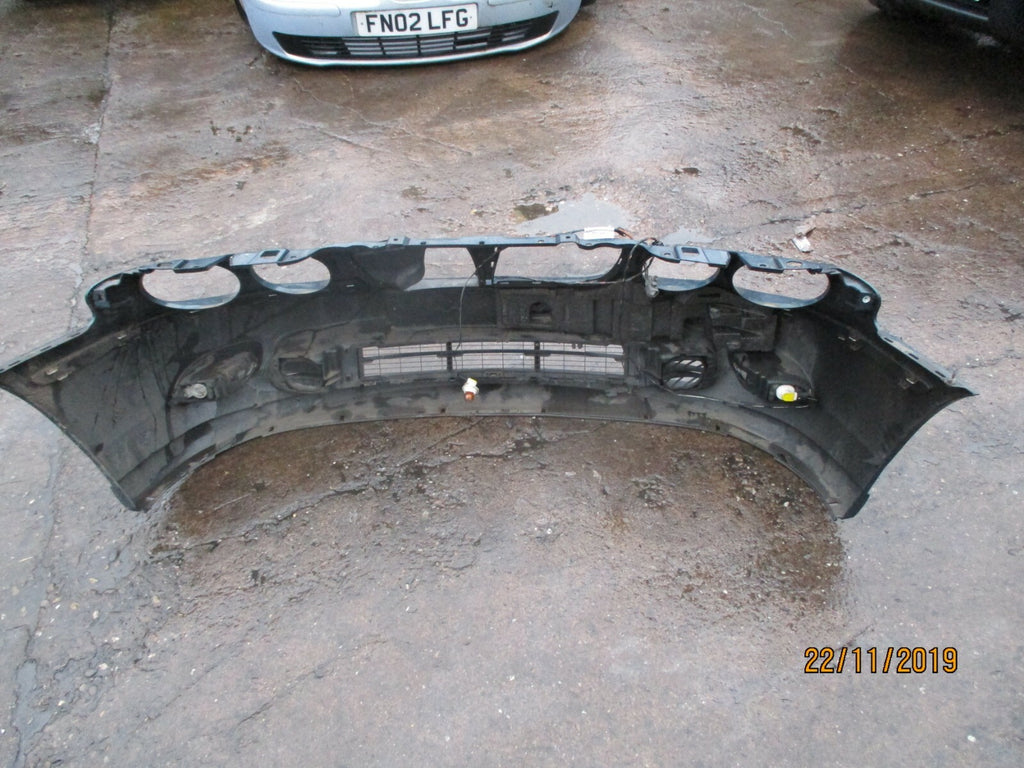 ROVER 75 2003 PRE FACELIFT FRONT BUMPER GREEN