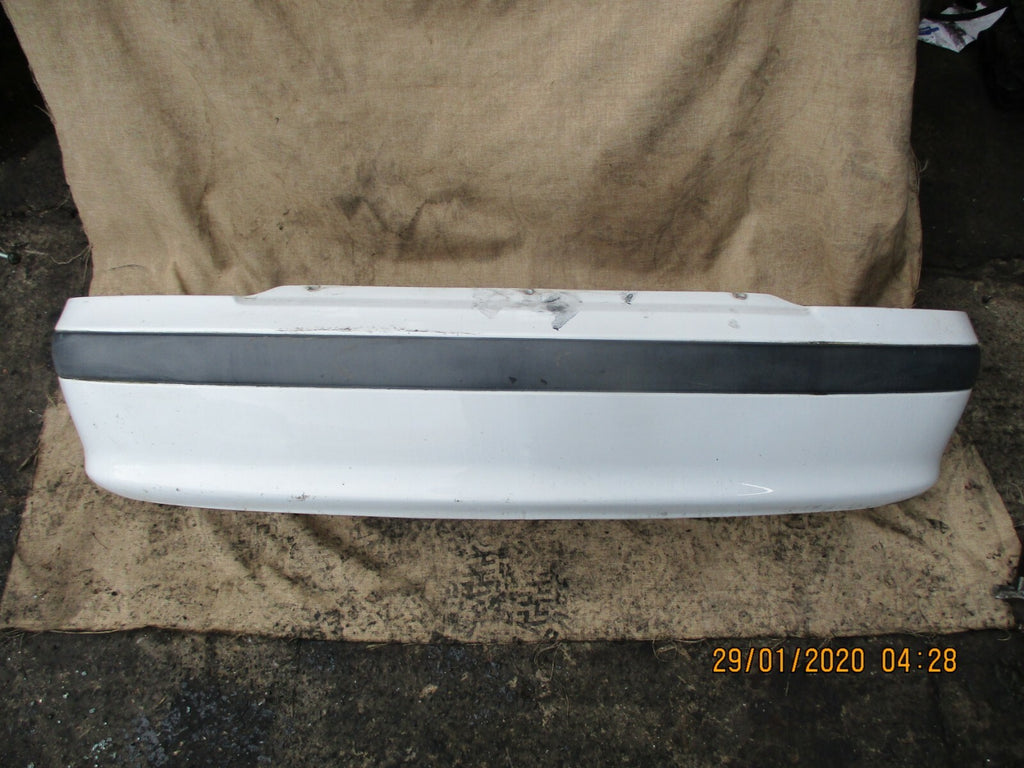RENAULT MEGANE MK1 HATCHBACK 5 DOOR 1996 REAR BACK PLASTIC BUMPER IN WHITE