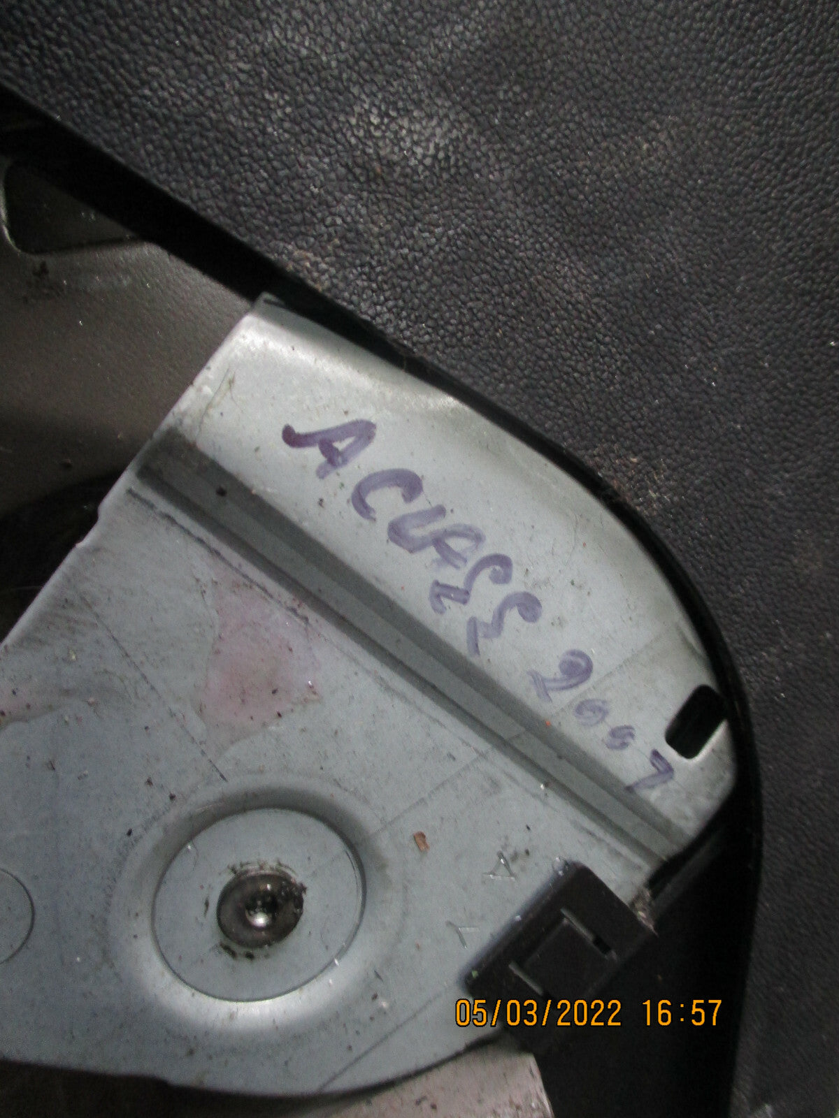 MERCEDES-BENZ A-CLASS 2007 MK2 W169 HANDBRAKE LEVER BUTTON HANDLE ASSEMBLY