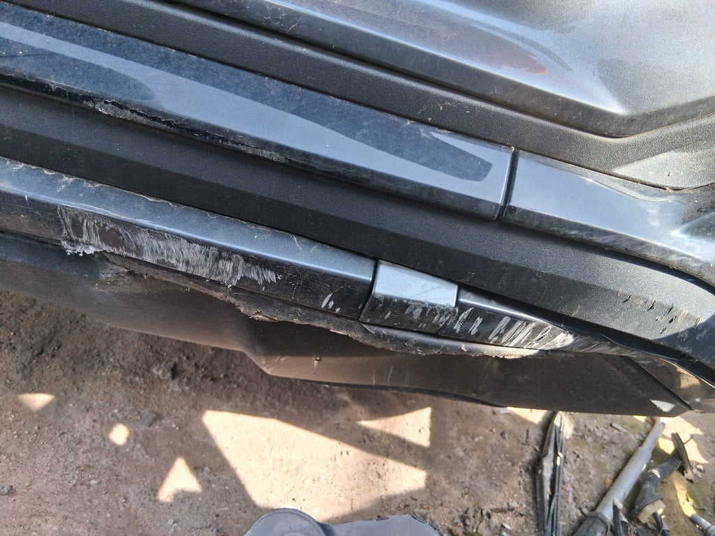 2021 AUDI Q2 MK1 FACELIFT COMPLETE REAR BUMPER WITH PDC SENSORS GREY