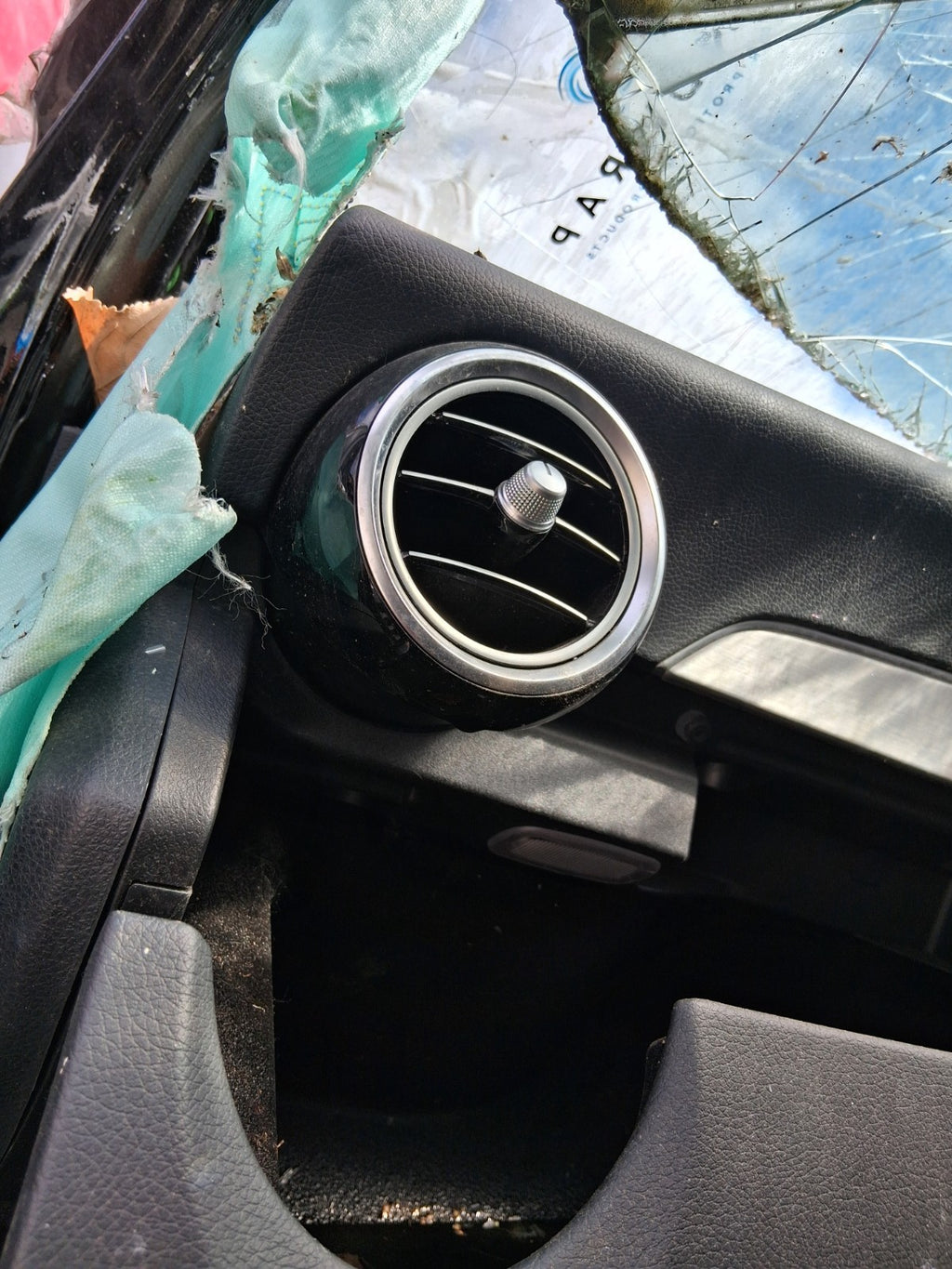 2016 MERCEDES C CLASS W205 NSF PASSENGER SIDE FRONT LEFT AIR VENT