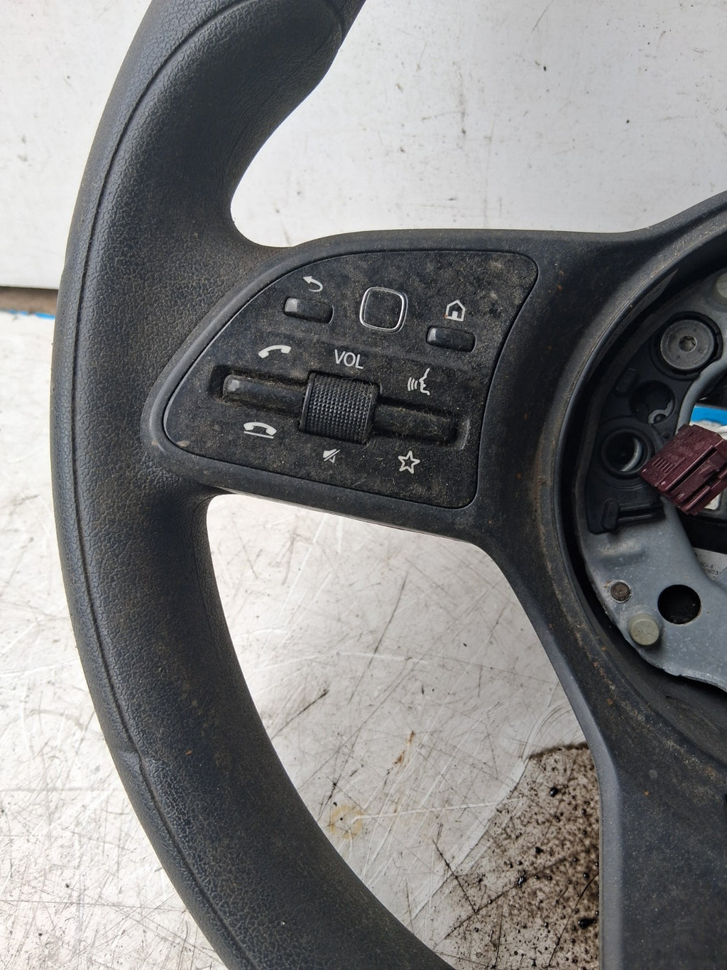 2024 MERCEDES BENZ SPRINTER W907 MULTIFUNCTIONAL STEERING WHEEL A9074600104