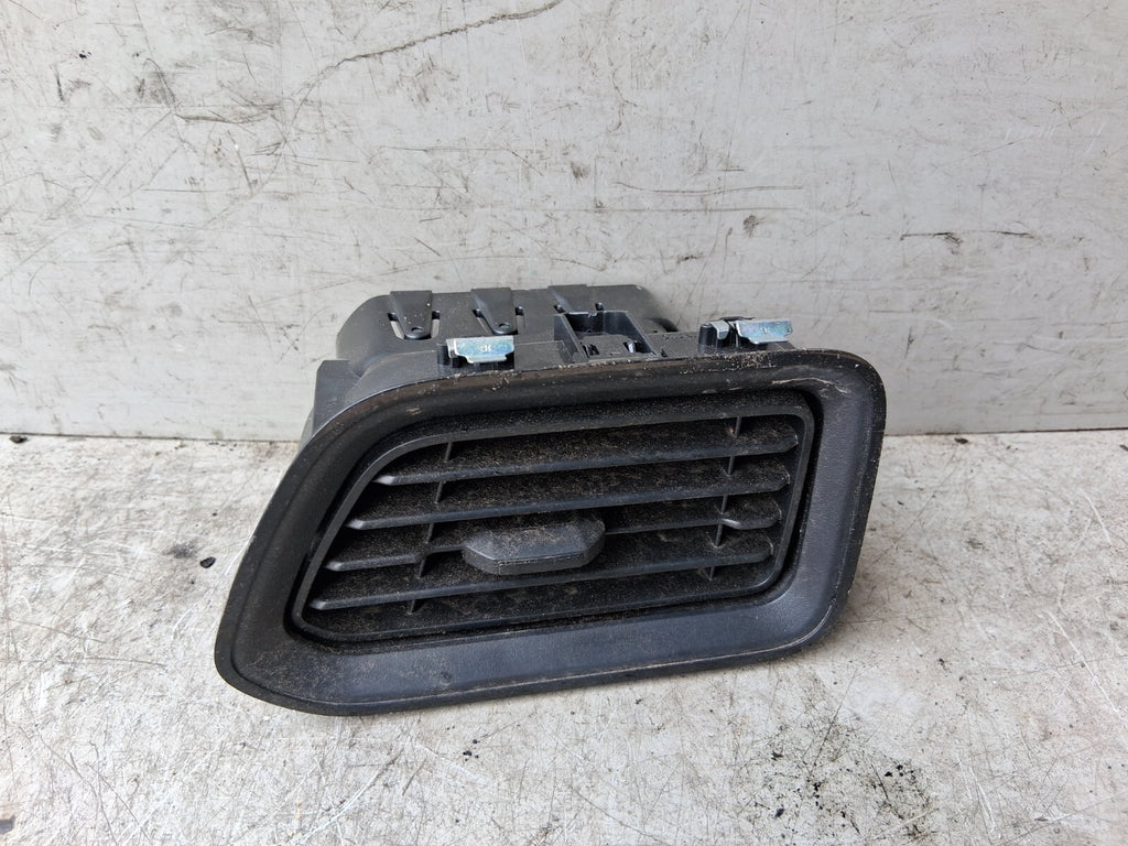 2023 RENAULT MASTER MK3 OSF DRIVER SIDE FRONT DASHBOARD AIR VENT 687518035R