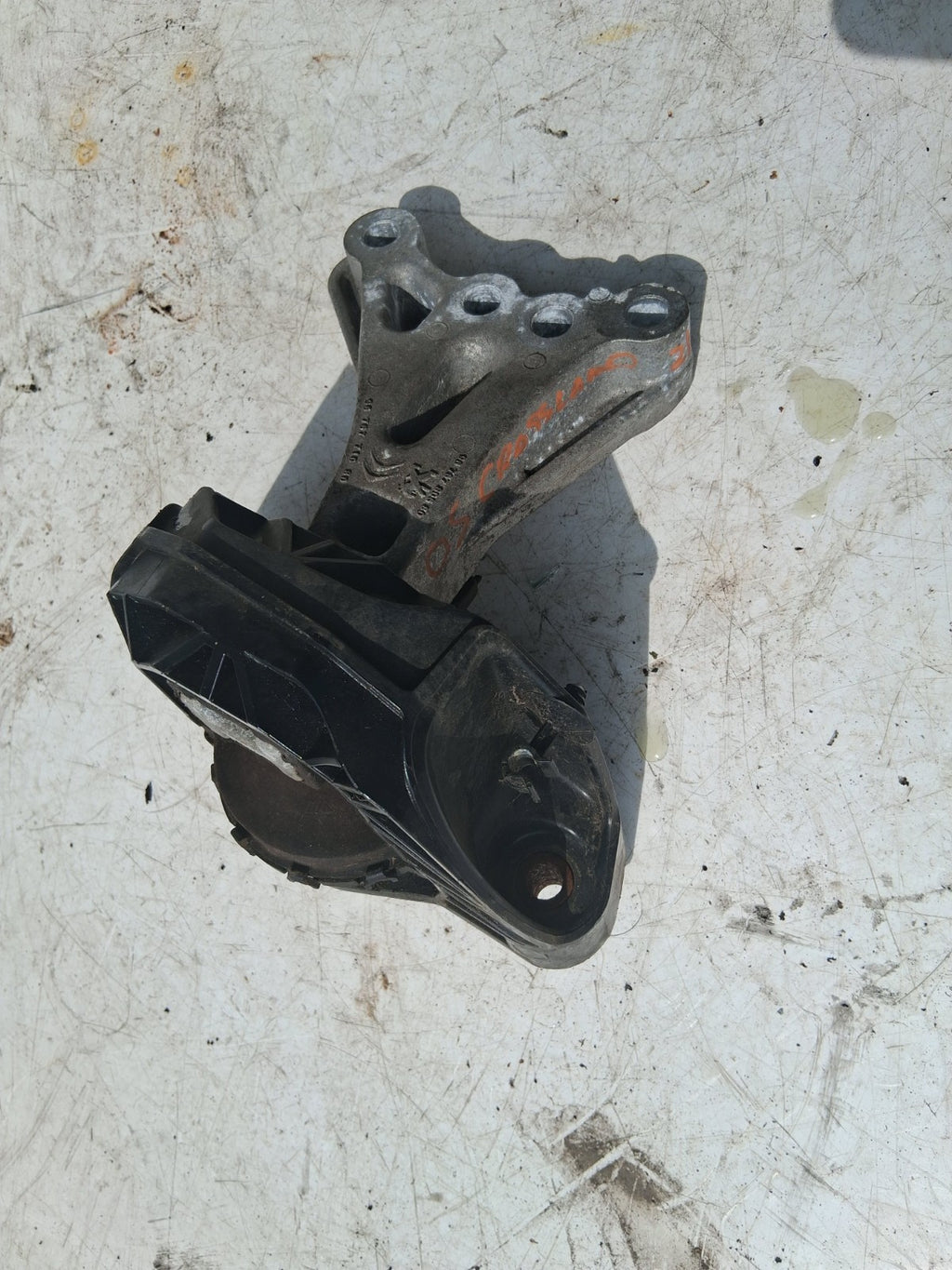2020 VAUXHALL CROSSLAND 1.2 PETROL OS DRIVER SIDE FRONT ENGINE MOUNT 9676780580