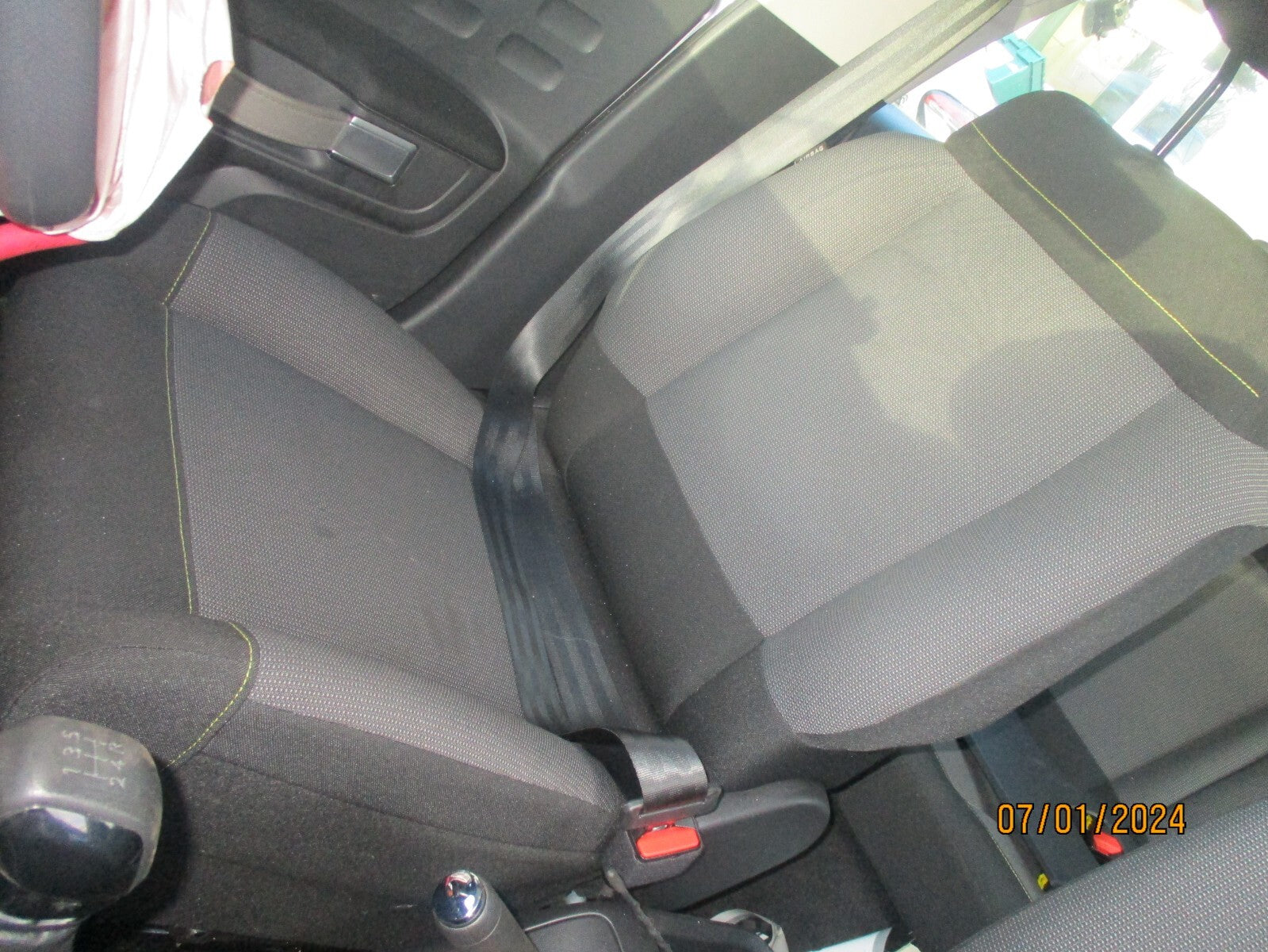 CITROEN C3 2021 MK3 HATCH OSF DRIVER SIDE FRONT COMPLETE SEAT FABRIC
