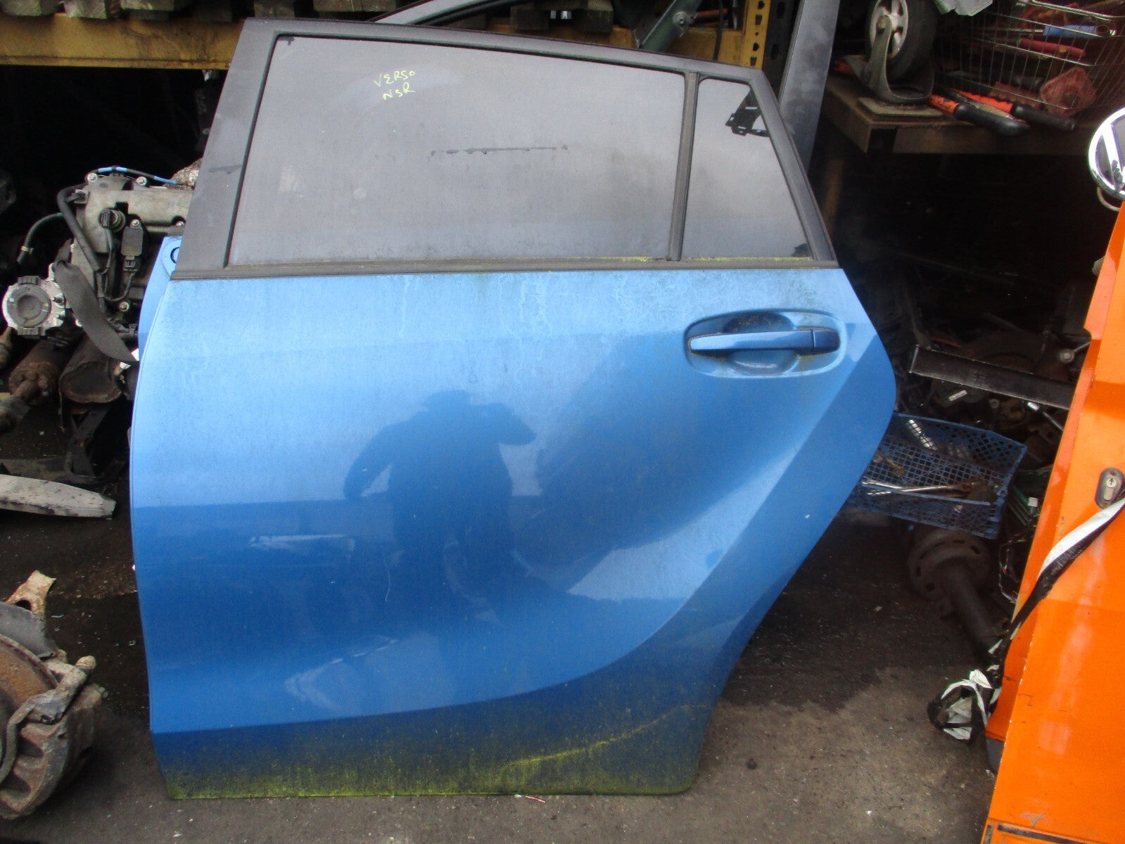 TOYOTA VERSO 2013 NSR PASSENGER SIDE REAR COMPLETE DOOR BLUE