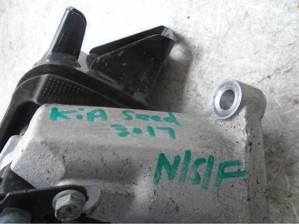 KIA CEED MK3 2019 FRONT PASSENGER SIDE ENGINE MOUNT BRACKET