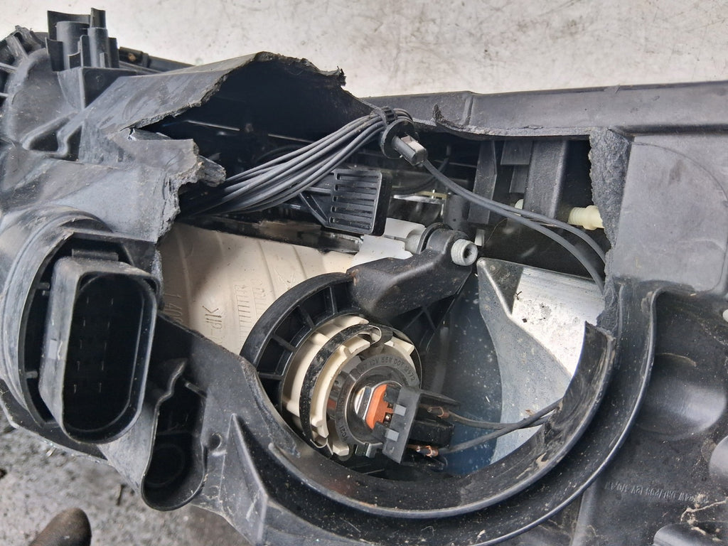 2019 SKODA FABIA MK3 NJ NSF PASSENGER SIDE FRONT LEFT HEADLIGHT 6V2941015D