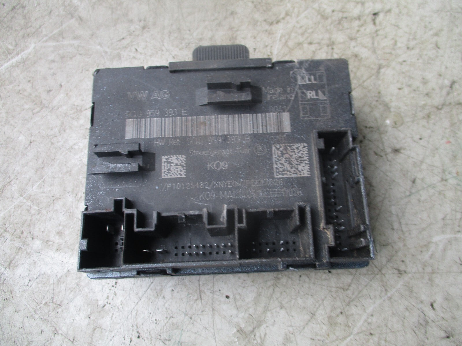 VOLKSWAGEN VW GOLF MK7 2016 OSF DRIVER SIDE FRONT DOOR ECU 5Q0959393E