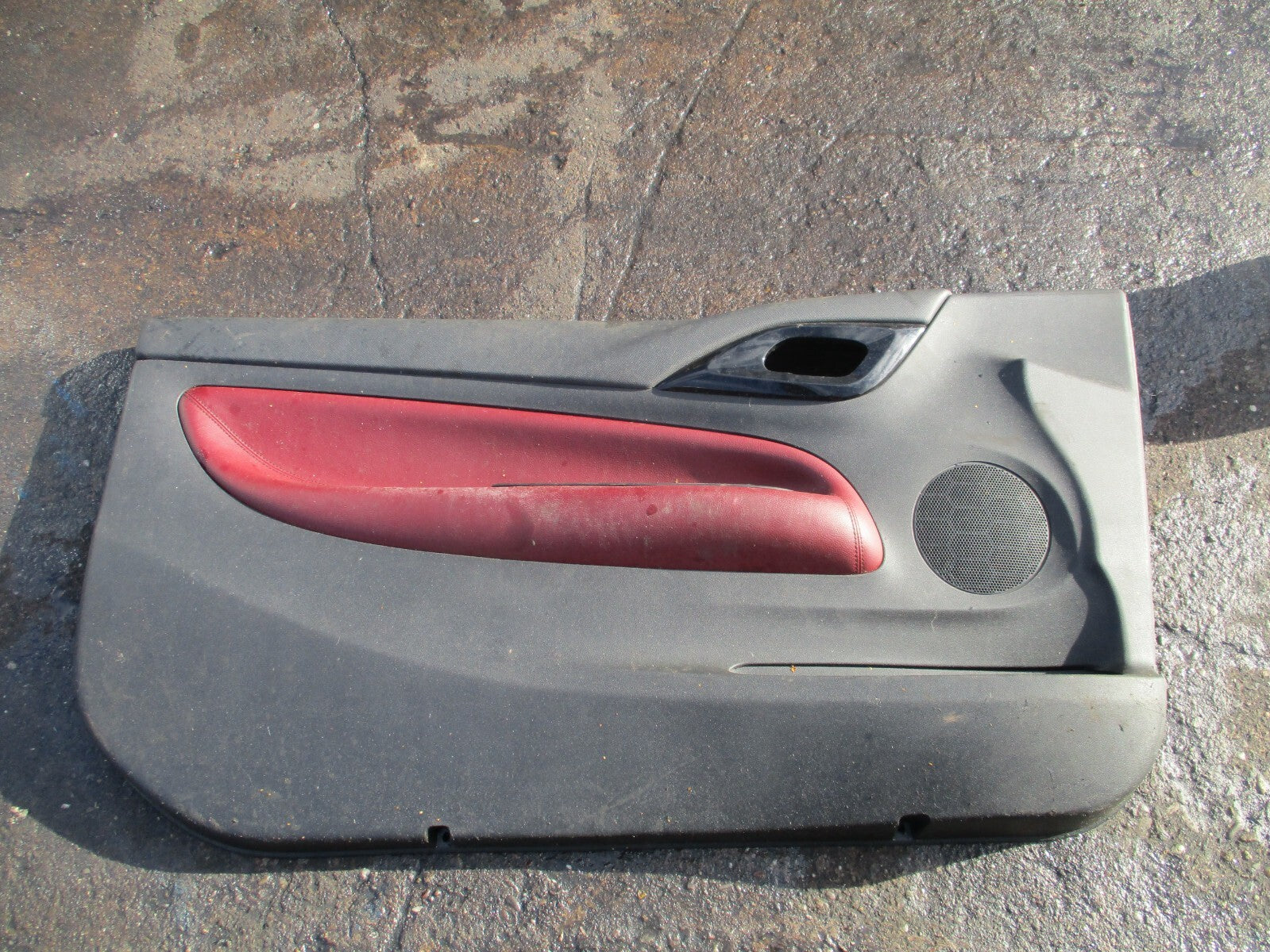 2011 CITROEN DS3 3 DOOR NSF PASSENGER SIDE DOOR DOORCARD PANEL