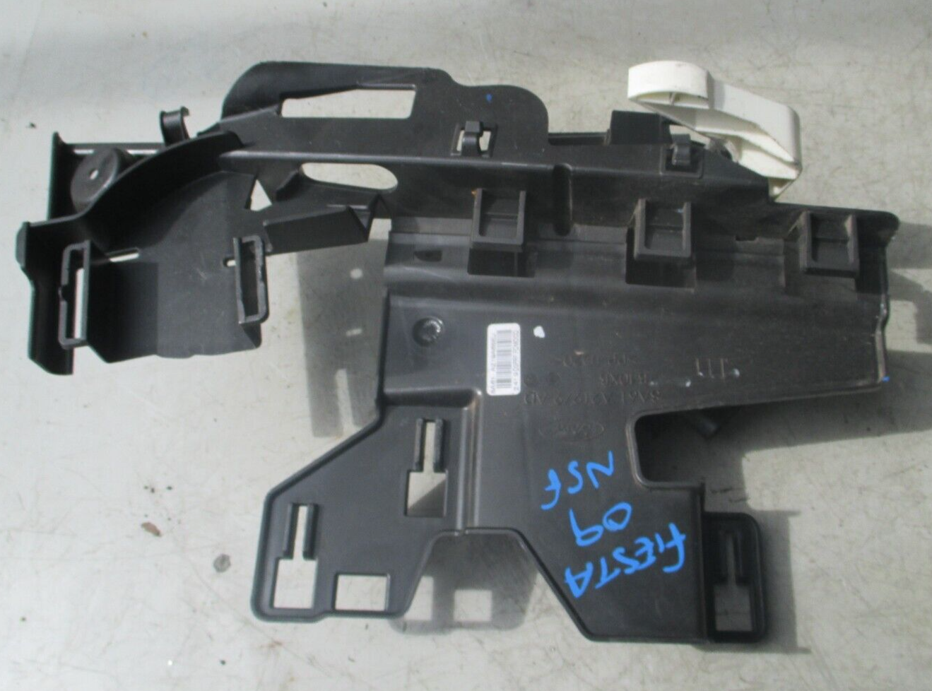 2009 FORD FIESTA NSF PASSENGER SIDE FRONT DOOR LOCK MECH 8A61-A21979
