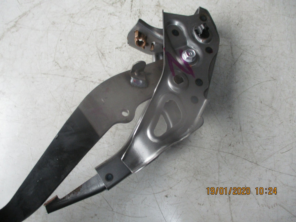 TOYOTA AYGO 2019 MANUAL FOOT BRAKE PEDAL ASSEMBLY UNIT SUPPORT MOUNT