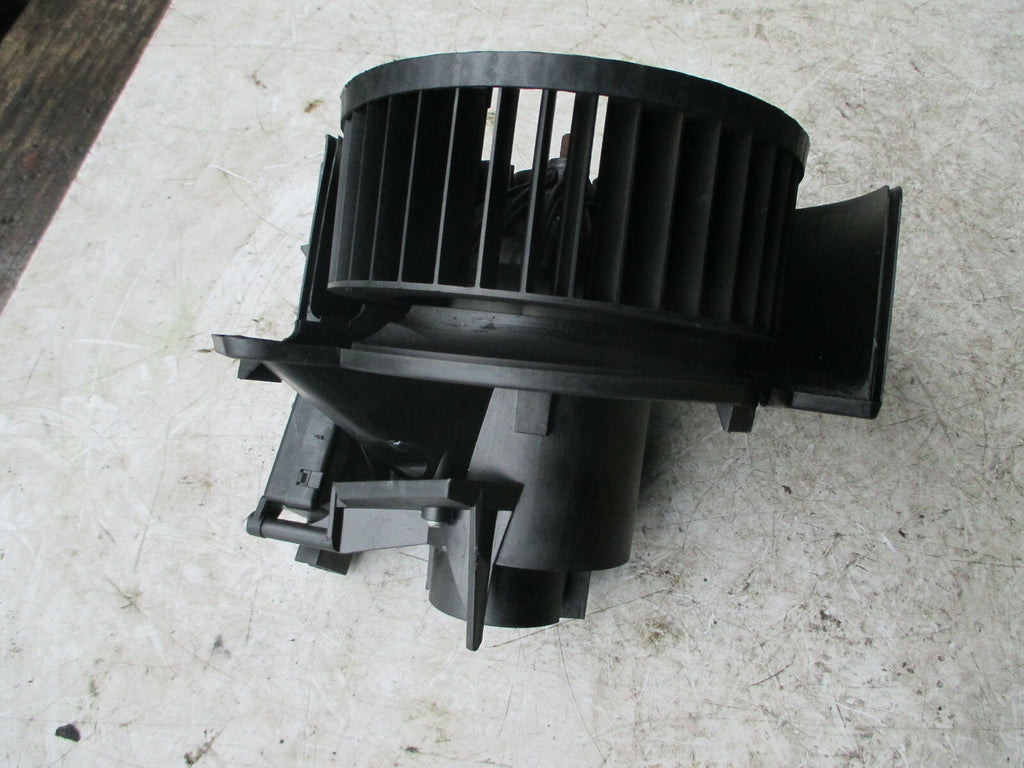 VAUXHALL ZAFIRA A MK1 1999 - 2005 HATER FAN BLOWER MOTOR ASSEMBLY UNIT 9400525
