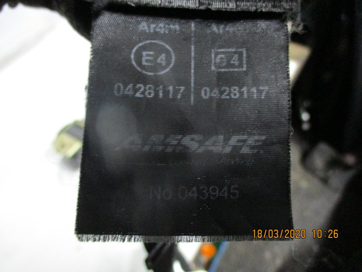 LONDON TAXI LTI TX2 2006 SEAT BELT ASSEMBLY UNIT 0428117 043945 4208073 060215