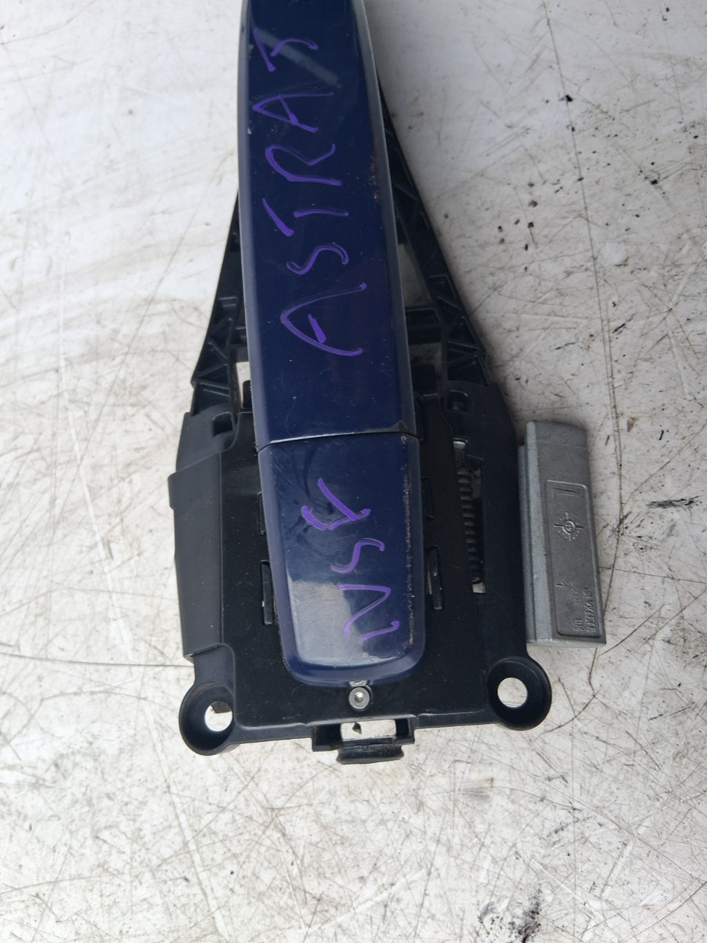 2013 VAUXHALL ASTRA J NSF PASSENGER SIDE FRONT LEFT EXTERIOR DOOR HANDLE
