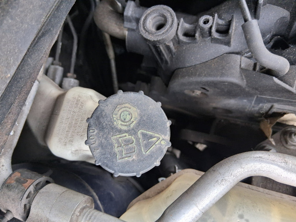 2010 FORD FIESTA MK7 1.4 DIESEL BRAKE FLUID RESERVOIR BOTTLE TANK