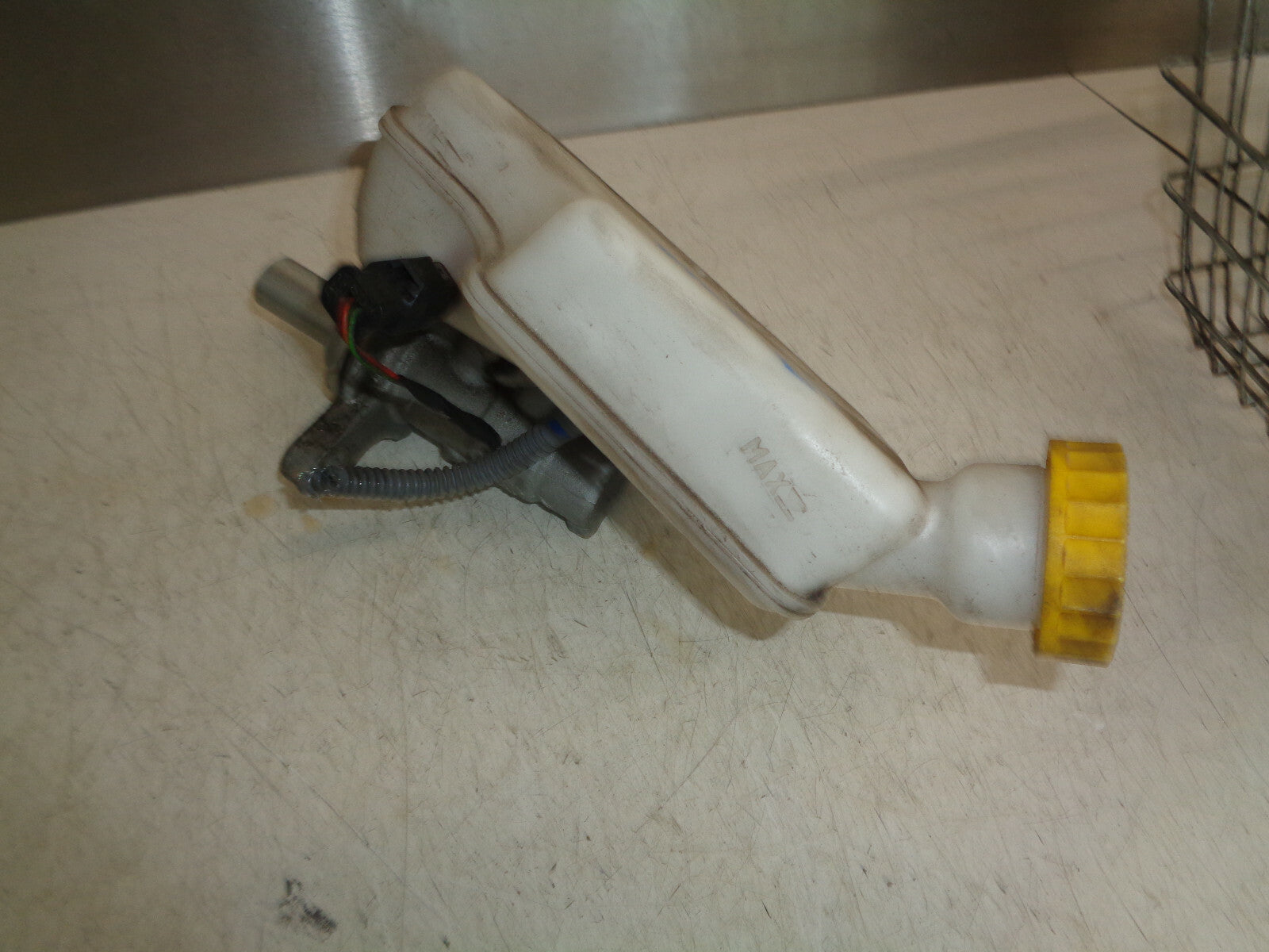 CITROEN C3 MK2 2010 BRAKE MASTER CYLINDER 0204054032