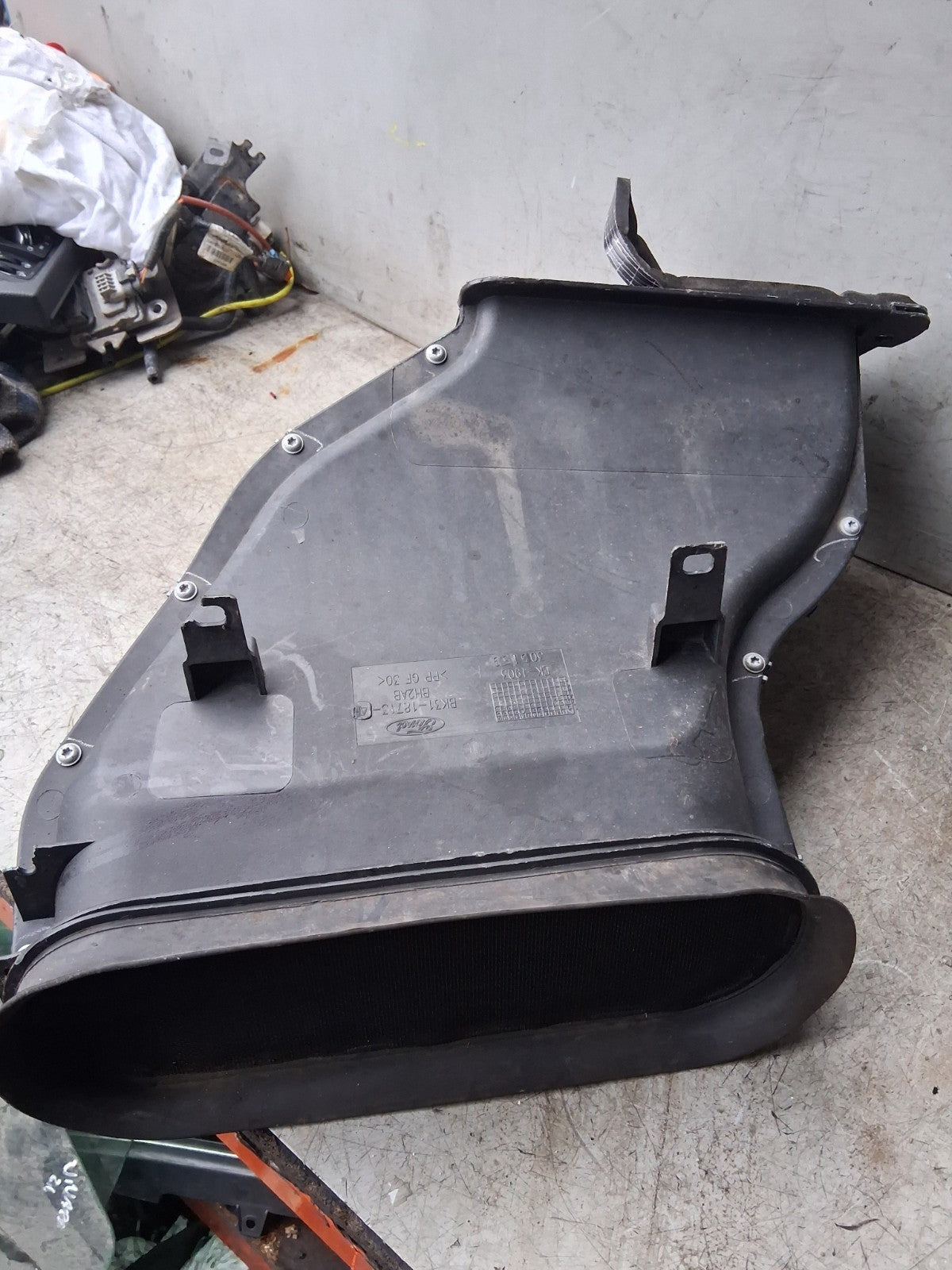 2021 FORD TRANSIT 350 MK8 AIR INTAKE GUIDE DUCT PIPE BK3118713