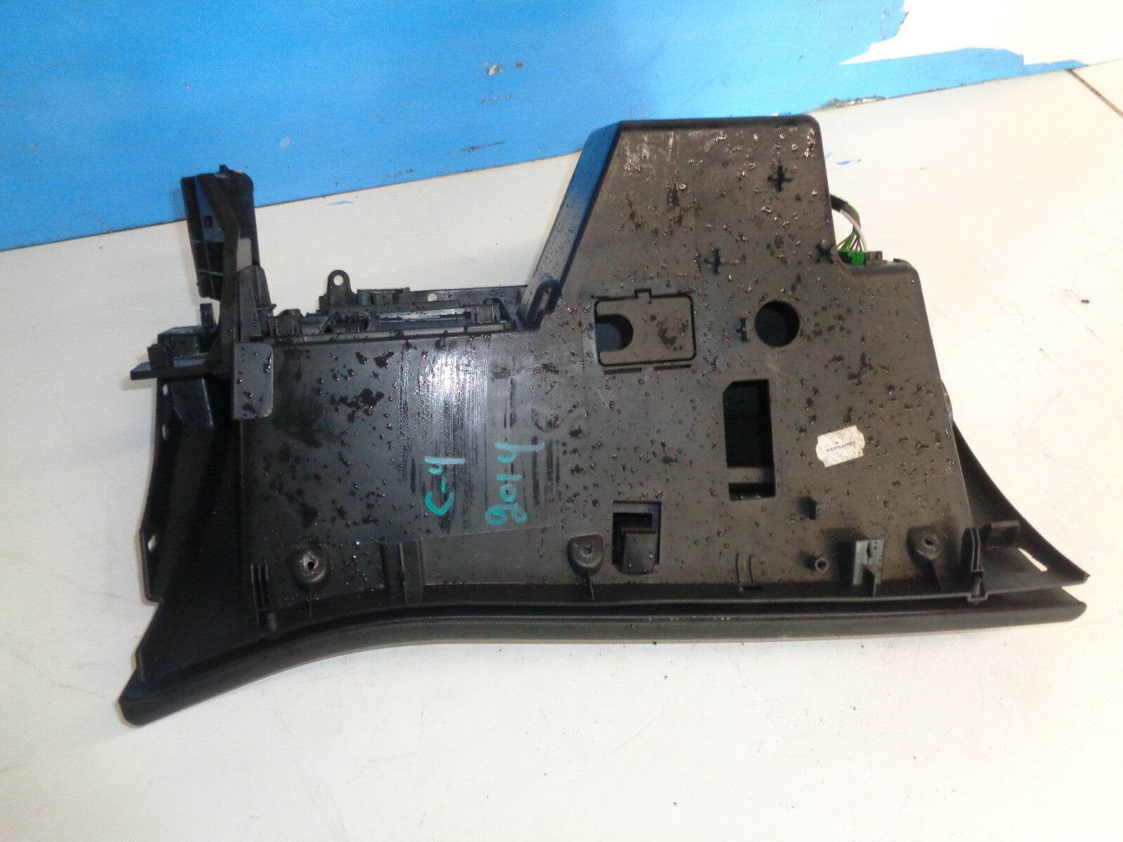 CITROEN C4 PICASSO 2014 5 DOOR NS PASSENGER SIDE GLOVE BOX